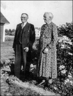 Gustav Andersson och hustru Klara Niord i sterskog.